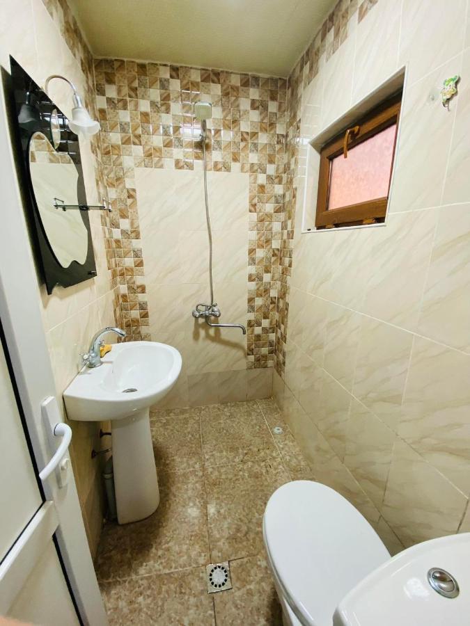 Guest House Khatuna Borjomi Bagian luar foto
