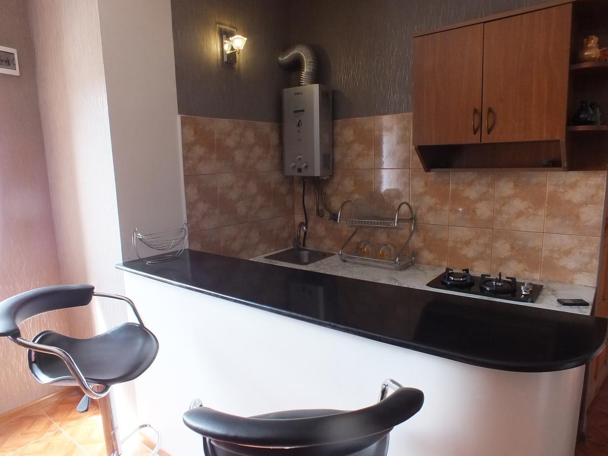 Guest House Khatuna Borjomi Bagian luar foto